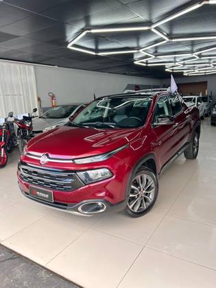 FIAT TORO 2.0 16V TURBO DIESEL VOLCANO 4WD AT9 FIAT TORO 2.0 16V TURBO DIESEL VOLCANO 4WD AT9